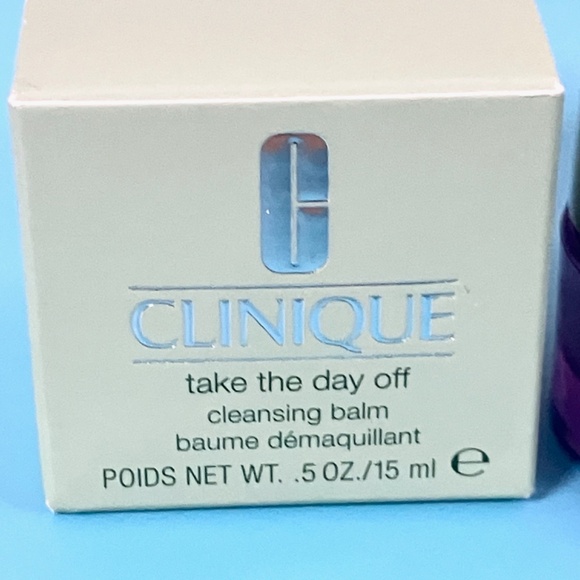 🛍️ FREE w/$30 - Clinique Take the Day Off Cleansing Balm Makeup Remover .5oz - Picture 7 of 13